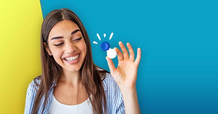 woman holding contact lens case