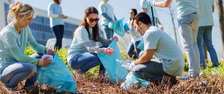 volunteers picking up rubbish